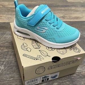 NIB Girls Sketcher Sneakers in Aqua Blue